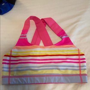 Lululemon sports bra